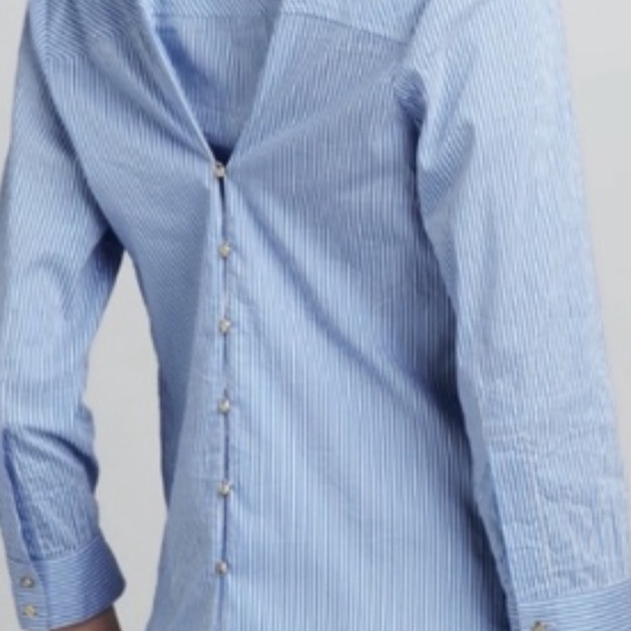 Elizabeth & James buttoned down/amazing back. Small - Picture 7 of 16